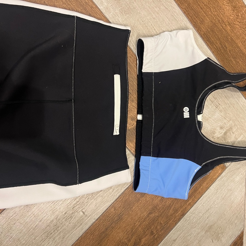 Bandier Collab Solid & Striped Zip-Up Sports Set - image 4